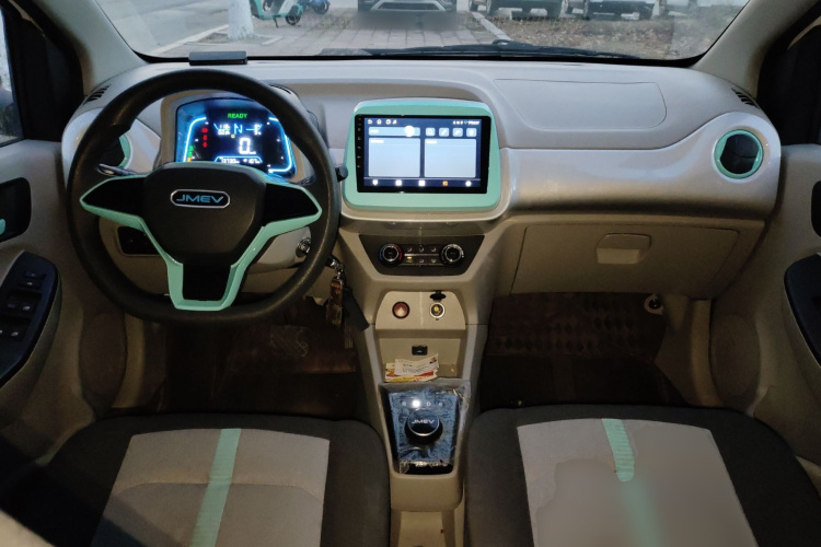 江铃集团新能源 易至EV2 2024款 201km 舒适型中控内饰7002