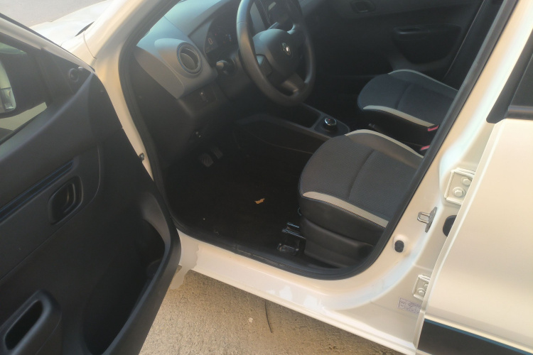 雷诺 e诺 2019款 e尚型中控内饰7003