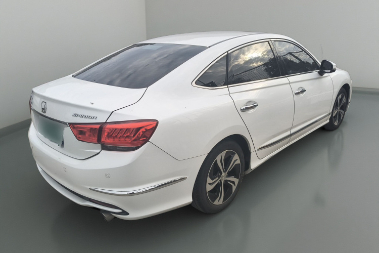 本田 思铂睿 2015款 2.4L 尊贵版车身外观7