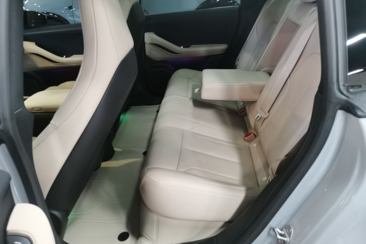 蔚来ET5T 2024款 75kWh Touring中控内饰7004