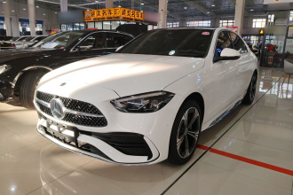 奔驰C级 2023款 改款 C 260 L 运动版 4MATIC