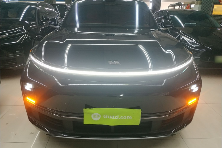 理想汽车 理想L9 2022款 Max车身外观2