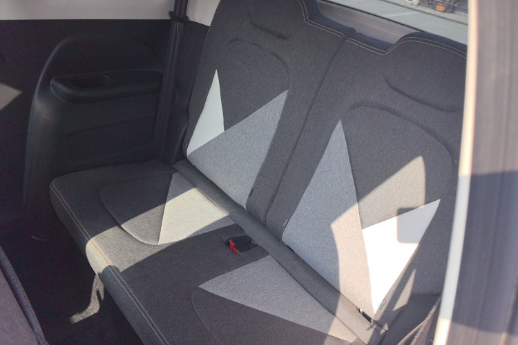 凯翼拾月 2023款 201km 踏浪版中控内饰21