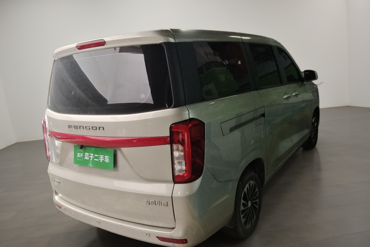 东风风光 风光380 2022款 1.5L 舒适型客车(钢板弹簧)5座车身外观7