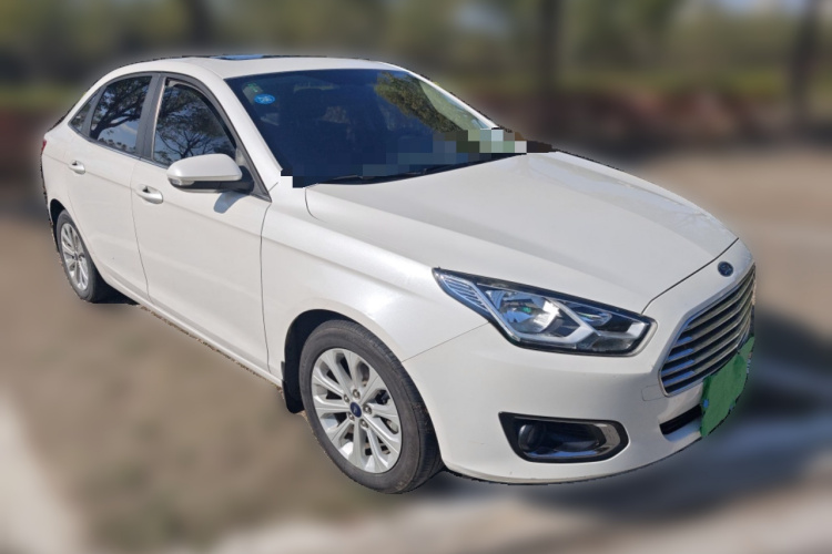 福特 福睿斯 2017款 幸福版 1.5L 自动时尚型车身外观3