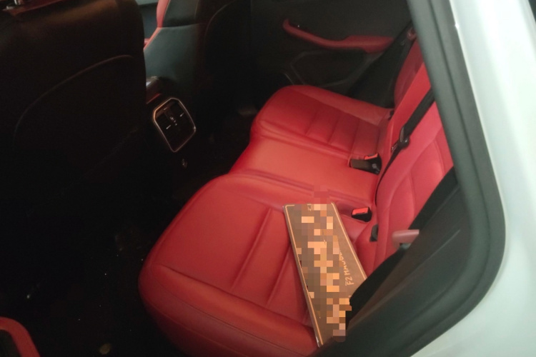 保时捷 2017款 Macan GTS 3.0T中控内饰7004