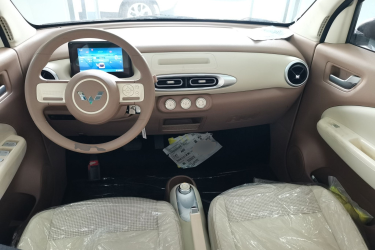 五菱汽车 宏光MINIEV 2025款 四门版 进阶款中控内饰12