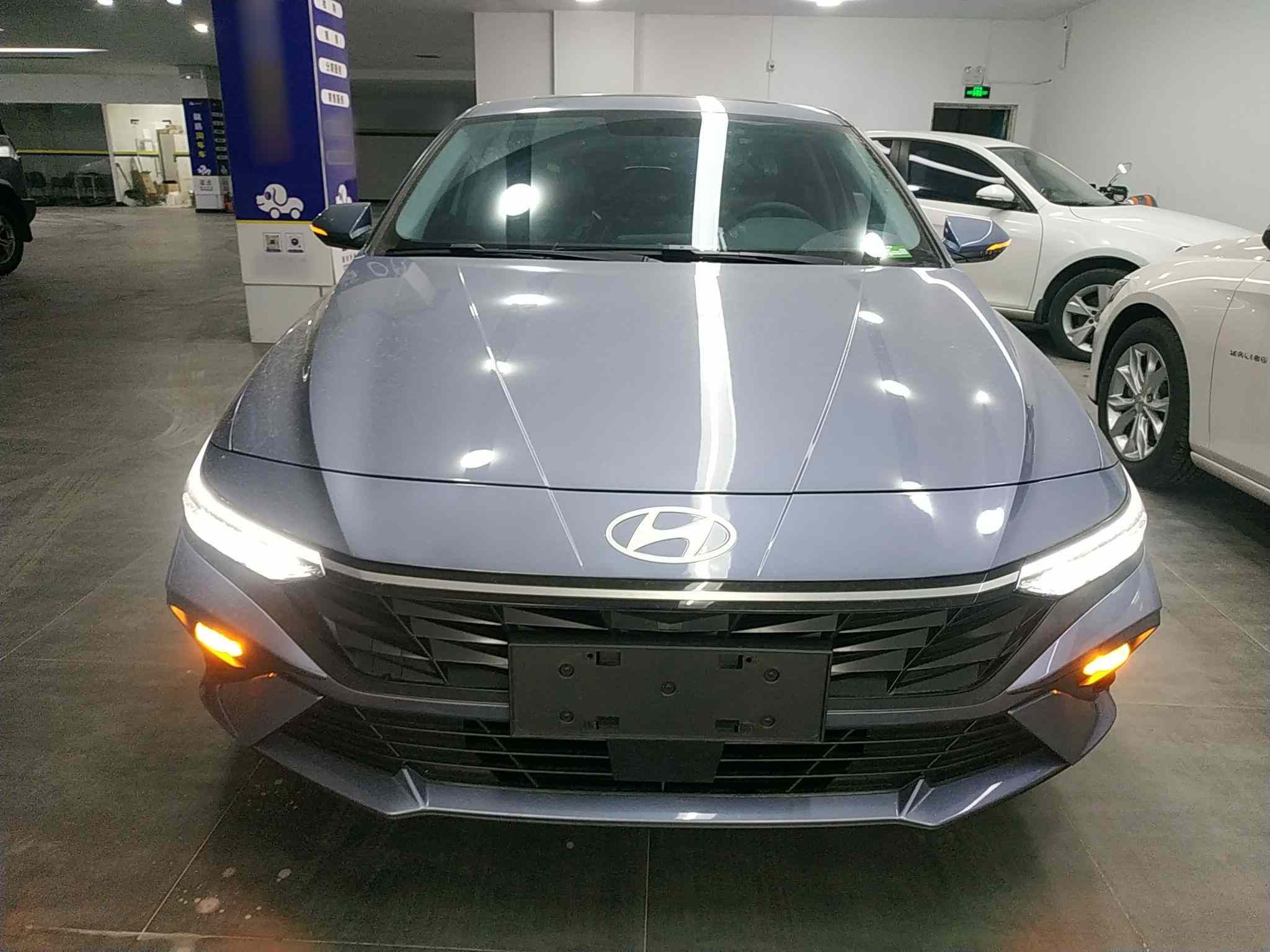 现代 伊兰特 2023款 1.5L CVT GLX精英版(2)