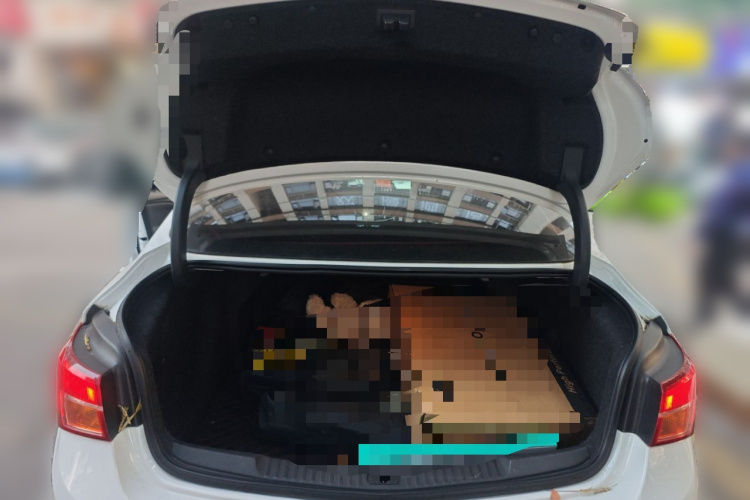 别克 威朗 2017款 三厢 20T 双离合精英型中控内饰23