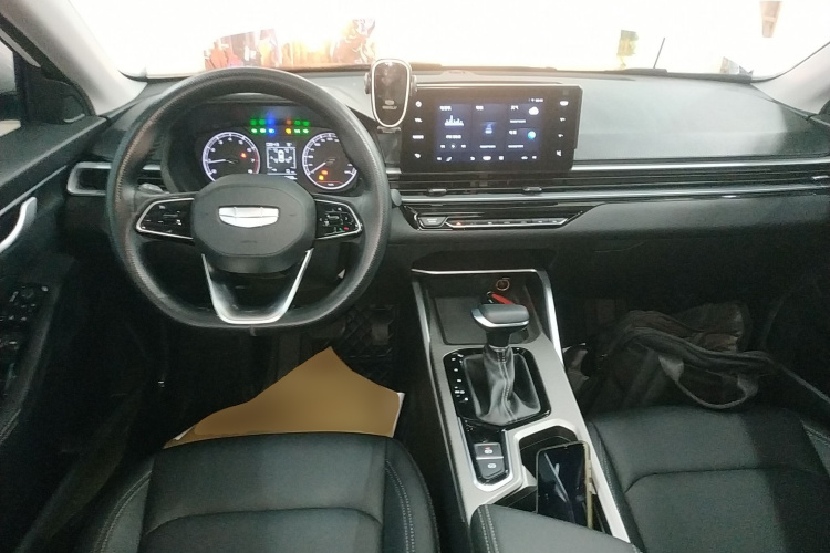 吉利汽车 帝豪 2025款 第4代 1.5L CVT星耀版中控内饰12