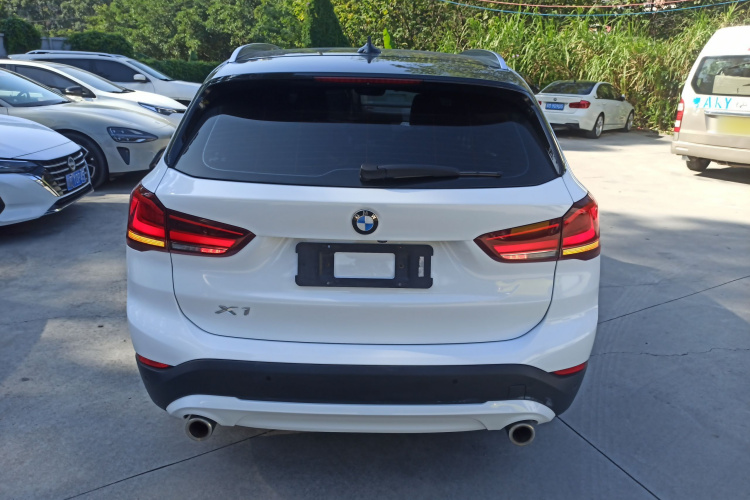 宝马X1 2020款 sDrive25Li 领先型车身外观6