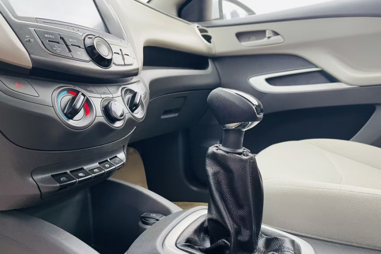 雪佛兰 2015款 赛欧3 1.3L 手动理想版中控内饰7003