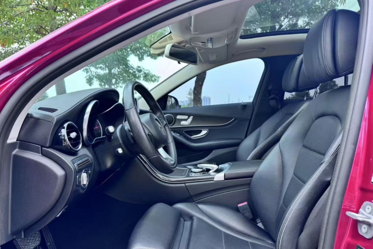 奔驰C级 2018款 C 200 L 运动版中控内饰7002