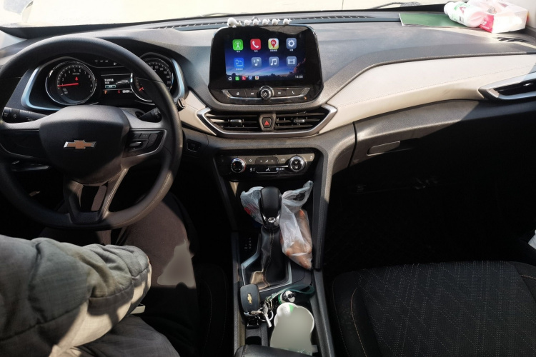 雪佛兰 沃兰多 2019款 530T 自动劲享版（5+2款） 国VI中控内饰7002