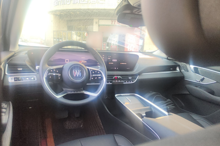 别克 君越 2025款 28T 白金版中控内饰7002