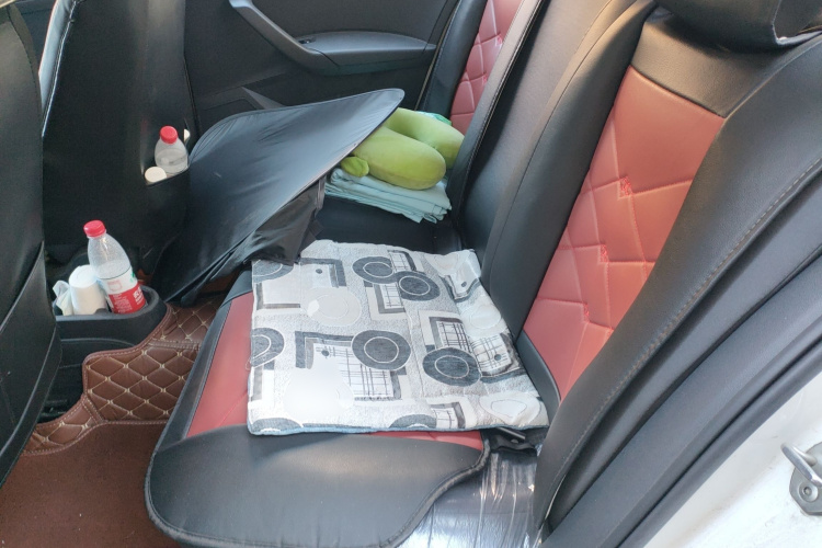 大众 桑塔纳 2021款 1.5L 手动风尚版中控内饰21