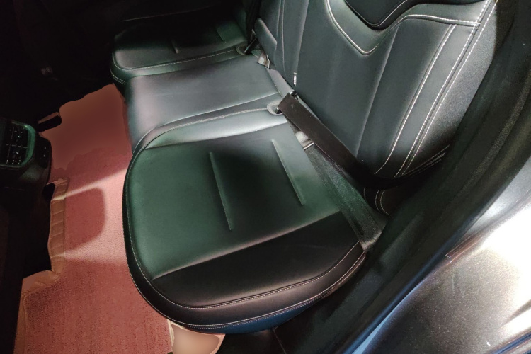 哈弗H6 2021款 第三代 2.0T 自动四驱Max中控内饰21