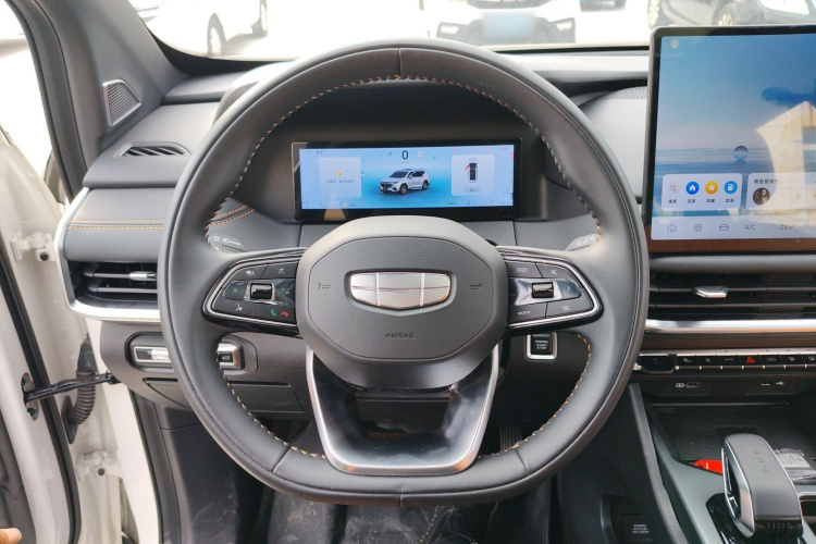 吉利汽车 豪越L 2024款 2.0T DCT旗舰型中控内饰13