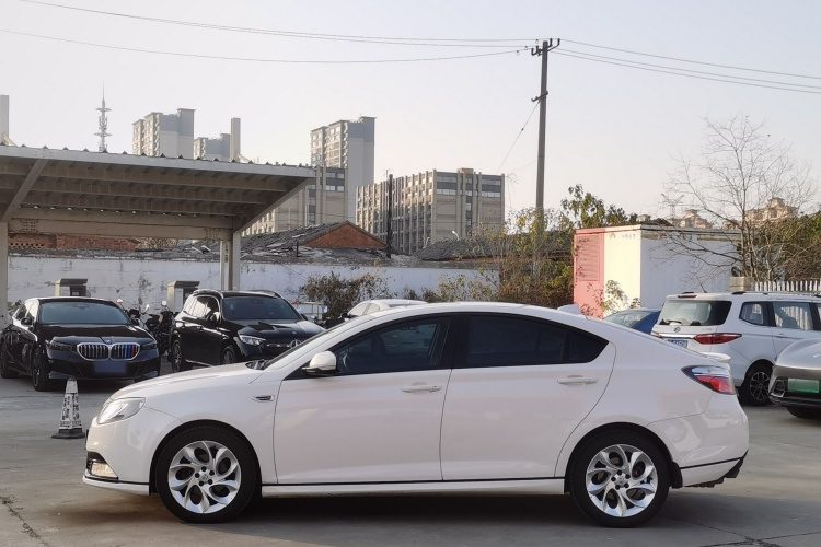 名爵 MG6 2014款 掀背 1.8T 自动性能版车身外观4