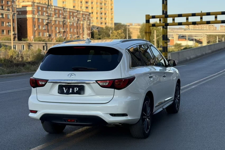 英菲尼迪QX60(进口) 2016款 2.5 S/C Hybrid 两驱卓越版 国V车身外观6004