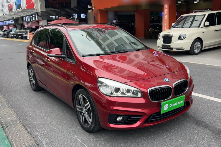 宝马2系旅行车(进口) 2015款 218i 运动设计套装车身外观6001