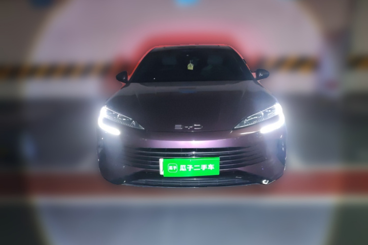 比亚迪 海豹07 DM-i 2025款 DM-i 1.5L 125km 尊贵型车身外观2