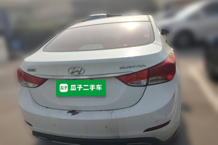现代 朗动 2013款 1.6L 自动领先型车身外观6