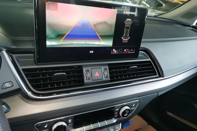 奥迪Q5L 2022款 45T 豪华动感型局部细节16