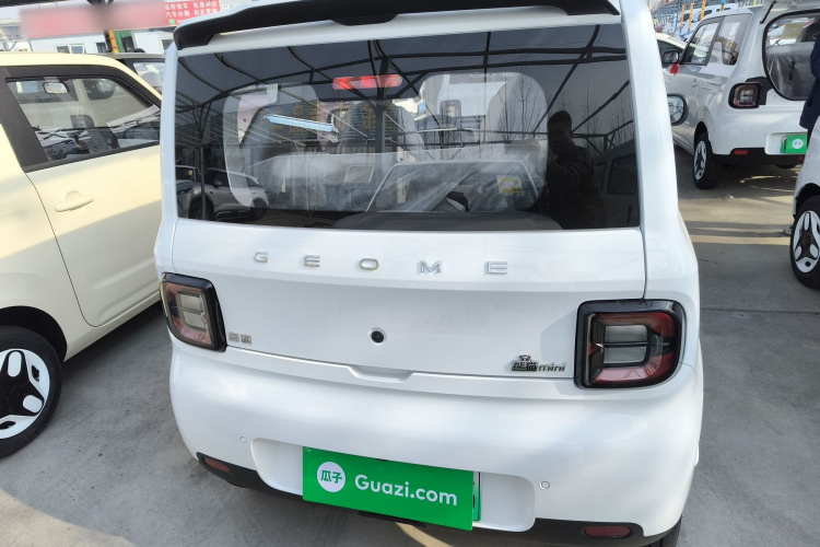 吉利银河 熊猫 2025款 210km 元气熊车身外观6004