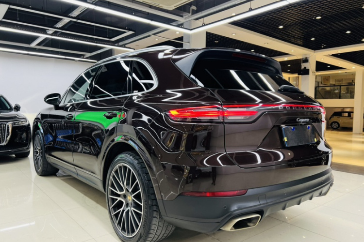保时捷 2019款 Cayenne 3.0T车身外观6004