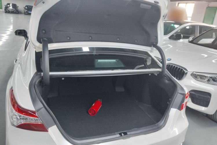 丰田 凯美瑞 2023款 2.5G 豪华版局部细节23