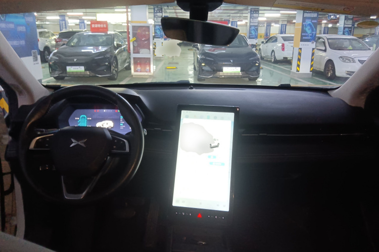 小鹏G3 2022款 G3i 460G+中控内饰12