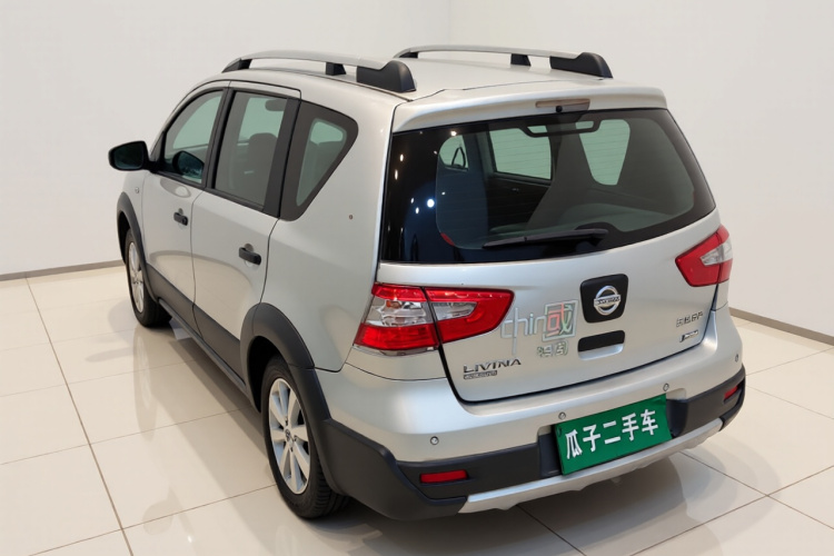 日产 骊威 2013款 1.6XL 手动豪华版车身外观5