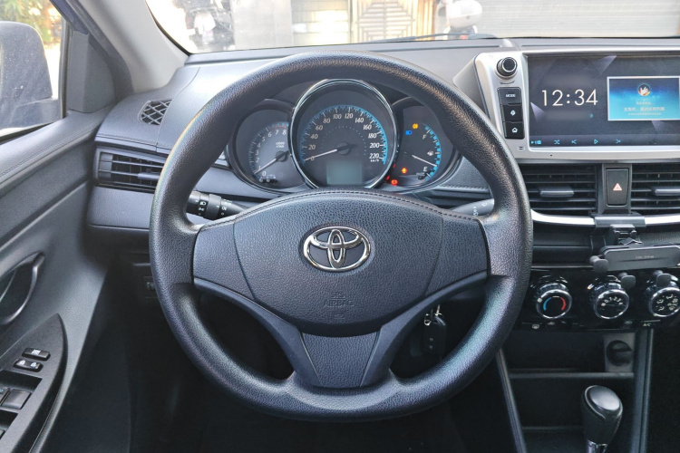 丰田 YARiS L 致享 2019款 1.5E CVT魅动版 国VI中控内饰13