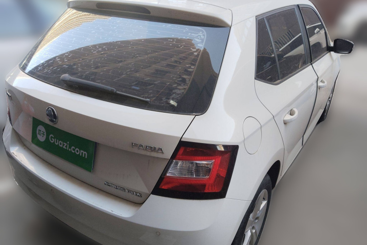 斯柯达 晶锐 2017款 1.4L 自动车享版车身外观6005