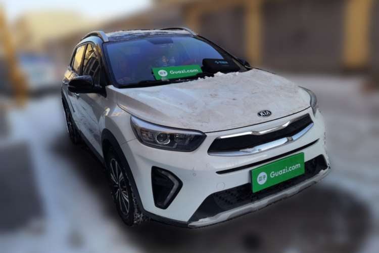 起亚 奕跑 2021款 1.4L CVT趣享天窗款车身外观3