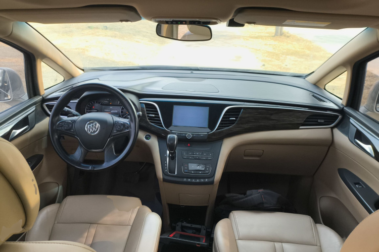 别克GL8 2017款 ES 28T 尊享型 国V中控内饰7002