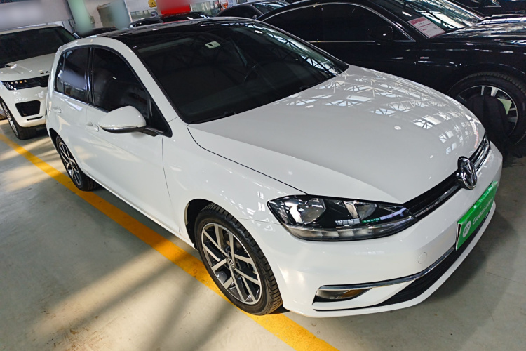 大众 高尔夫 2020款 挚爱版 280TSI DSG舒适型车身外观3