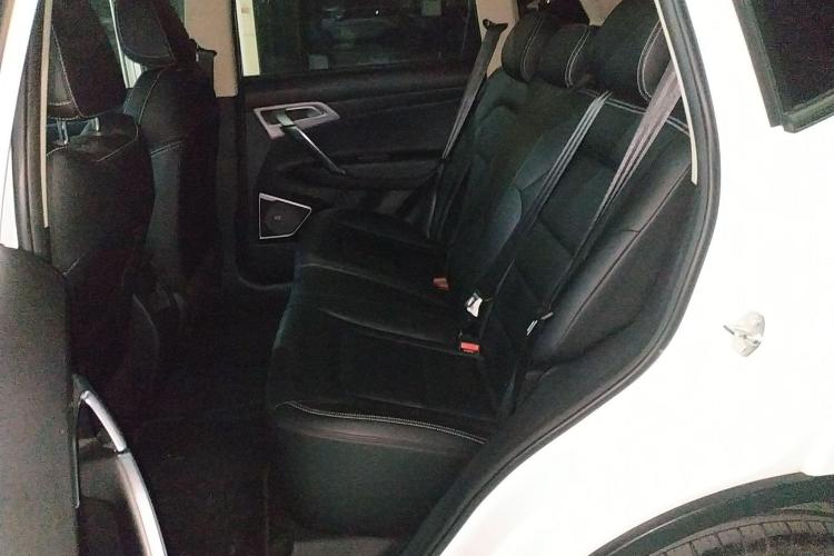 吉利汽车 博越 2021款 1.8TD DCT两驱亚运舒适版中控内饰21