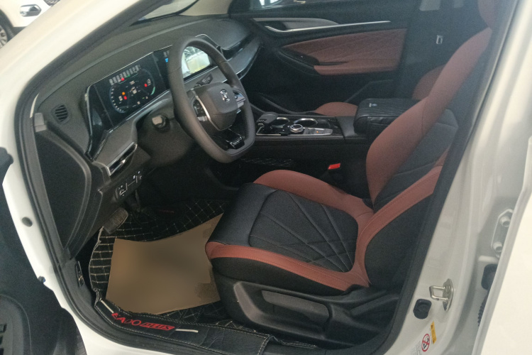 长安 逸动 2024款 PLUS 蓝鲸NE 1.4T GDI DCT高能版中控内饰19