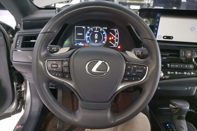 雷克萨斯ES 2022款 200 卓越版局部细节13