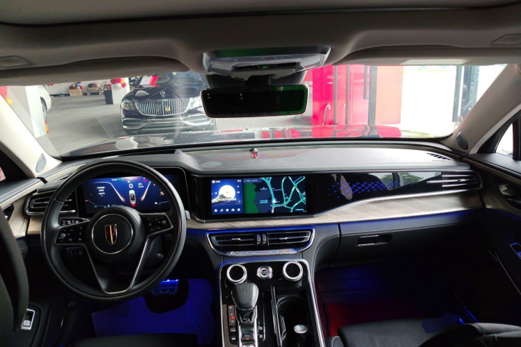 红旗H9 2020款 3.0T 智联旗畅版中控内饰7002