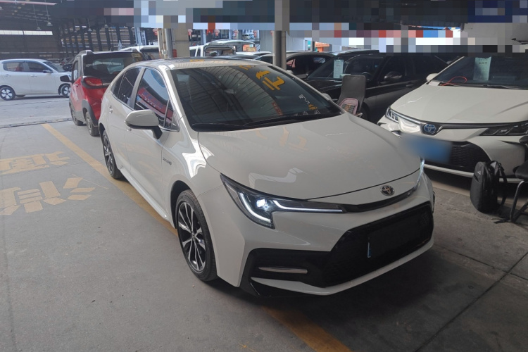 丰田 雷凌 2022款 双擎 1.8H E-CVT运动版车身外观6002