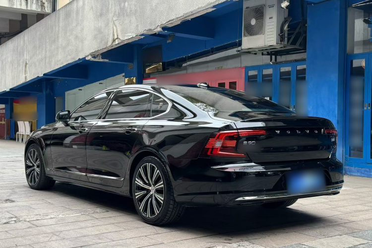 沃尔沃S90 2022款 B5 智远豪华版车身外观6006