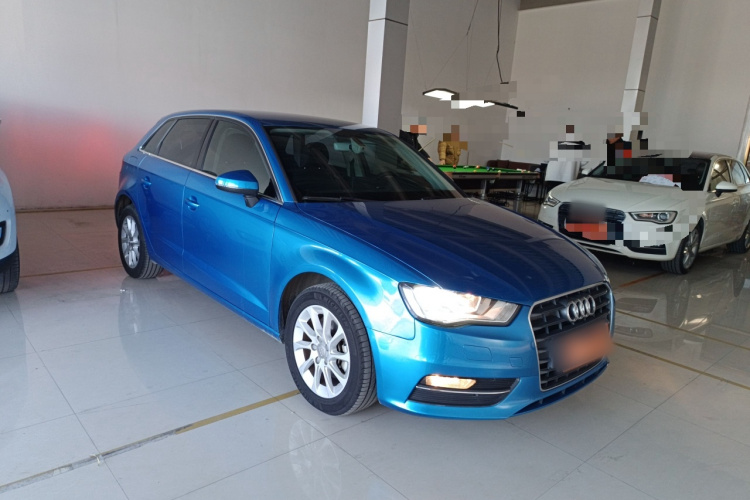 奥迪A3 2016款 Sportback 35 TFSI 进取型车身外观3