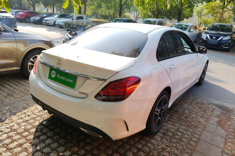 奔驰C级 2021款 C 260 星耀臻藏版车身外观7