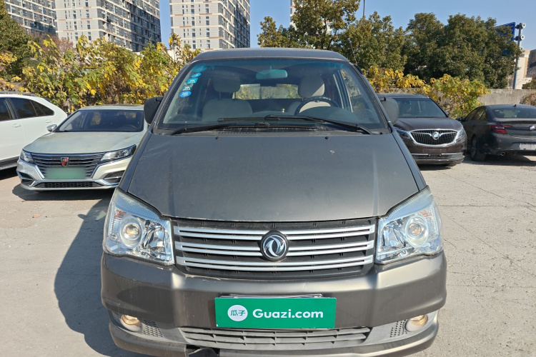 东风风行 菱智 2017款 V3 1.5L 7座标准型车身外观2