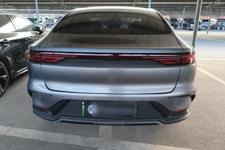 比亚迪 汉 2022款 DM-i 121KM 尊荣型车身外观6