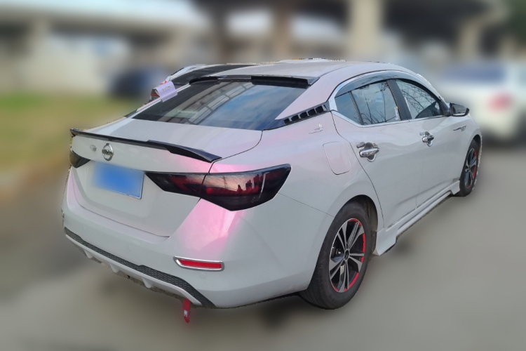 日产 轩逸 2021款 1.6L XL CVT悦享版车身外观7