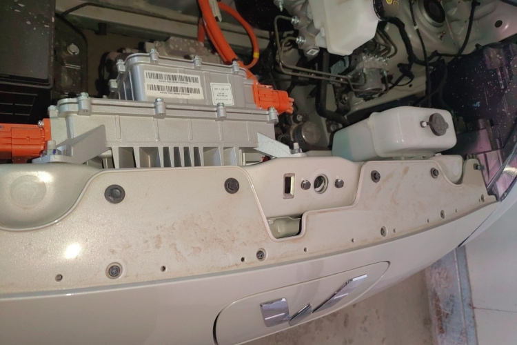 五菱汽车 宏光MINIEV 2025款 四门版 进阶款机舱底盘24